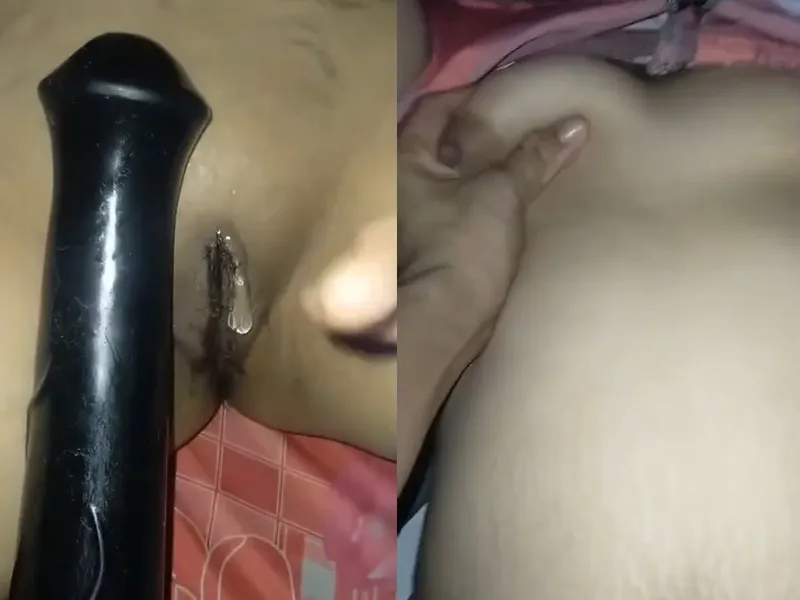 Bạn gái xinh tươi vú to âm đạo múp móc lồn bằng sextoy cực sướng
